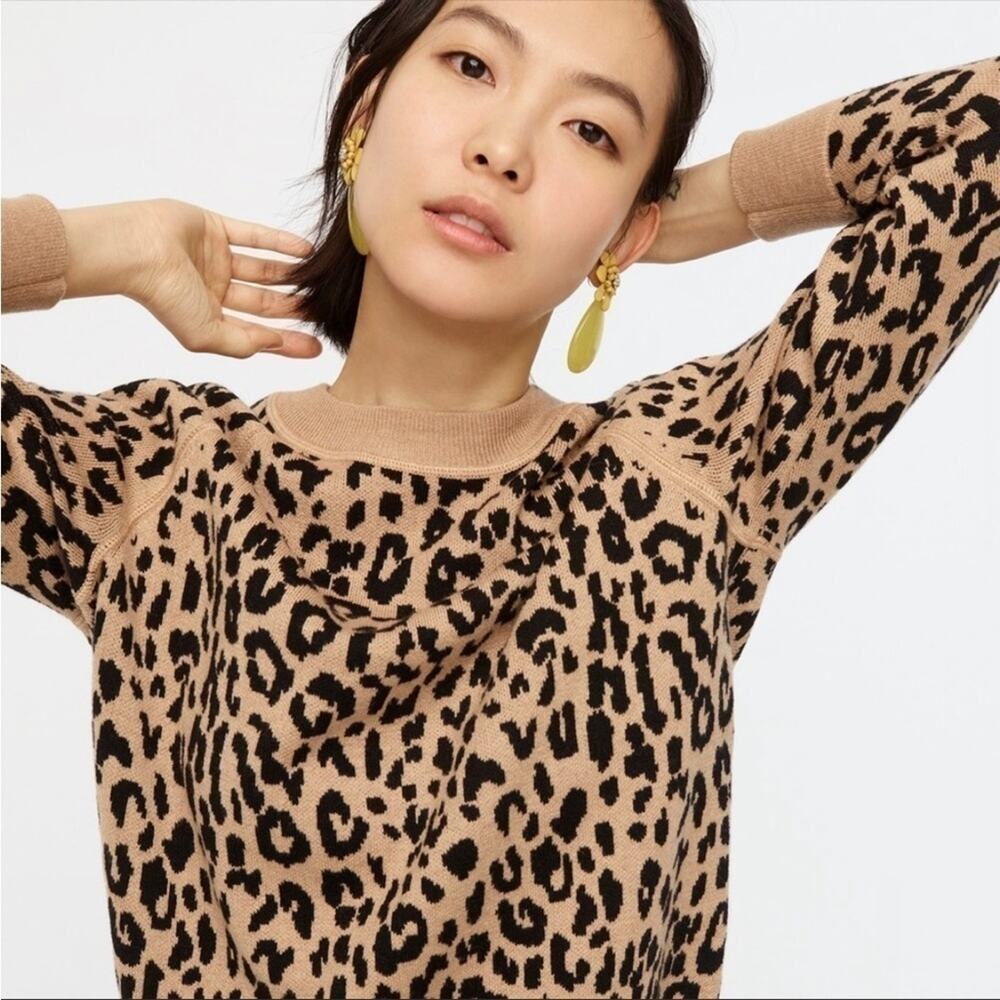 JCREW Boyfriend sweater leopard animal print XS